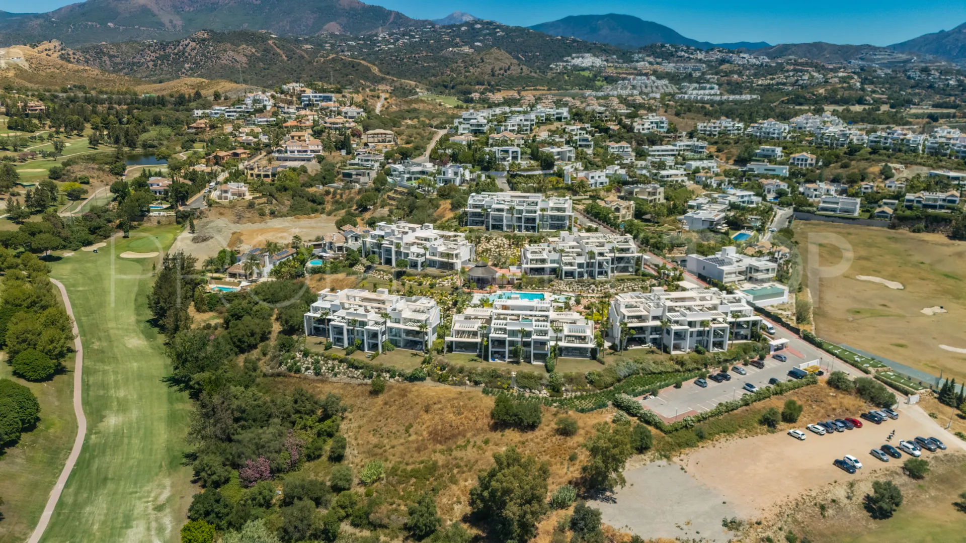 Atalaya Hills, atico duplex con 2 dormitorios en venta