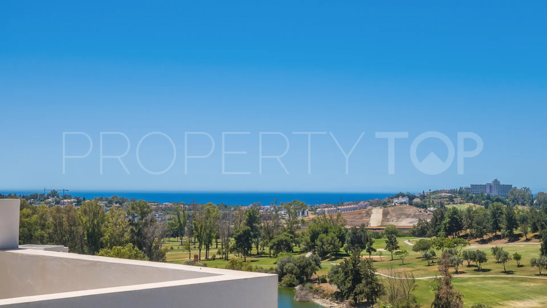 Atalaya Hills, atico duplex con 2 dormitorios en venta