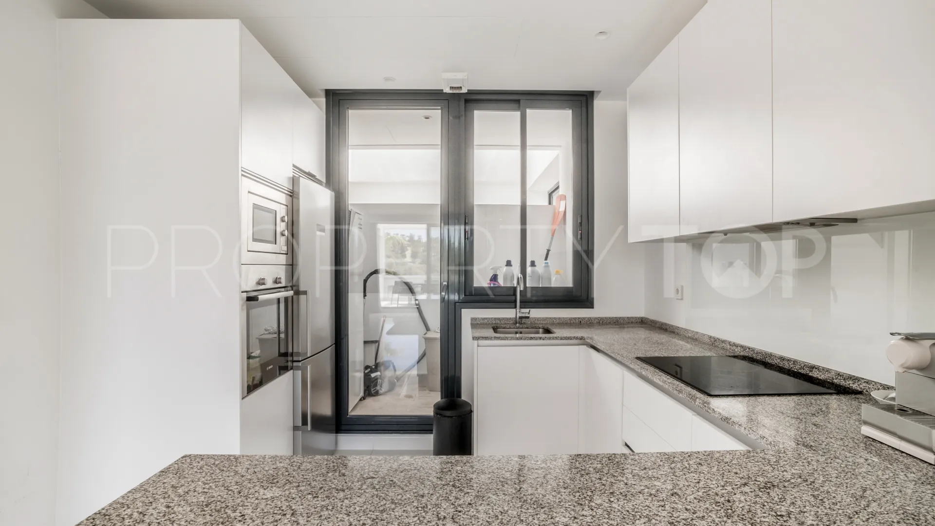 Atalaya Hills, atico duplex con 2 dormitorios en venta