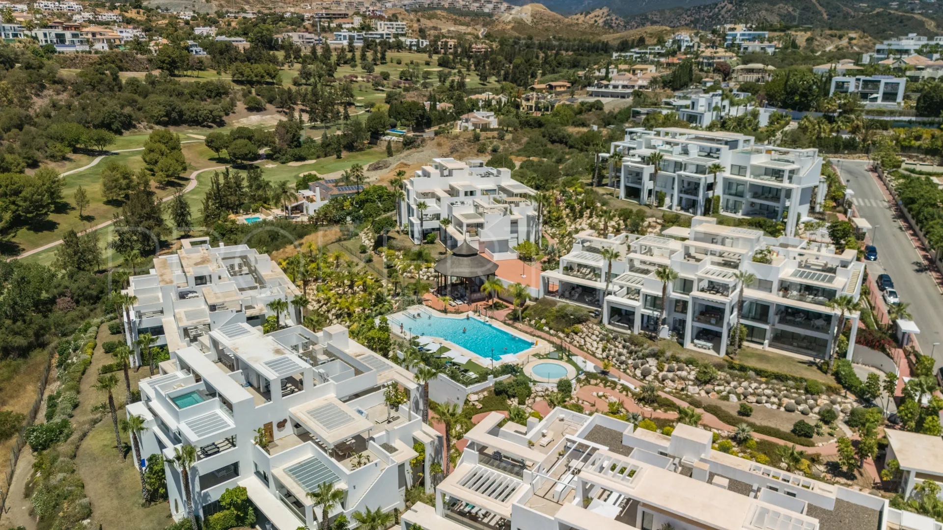 Atalaya Hills, atico duplex con 2 dormitorios en venta
