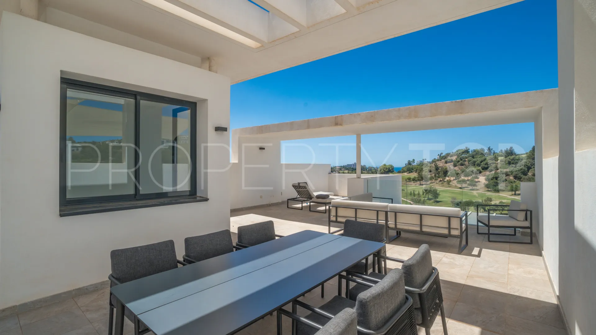 Atalaya Hills, atico duplex con 2 dormitorios en venta