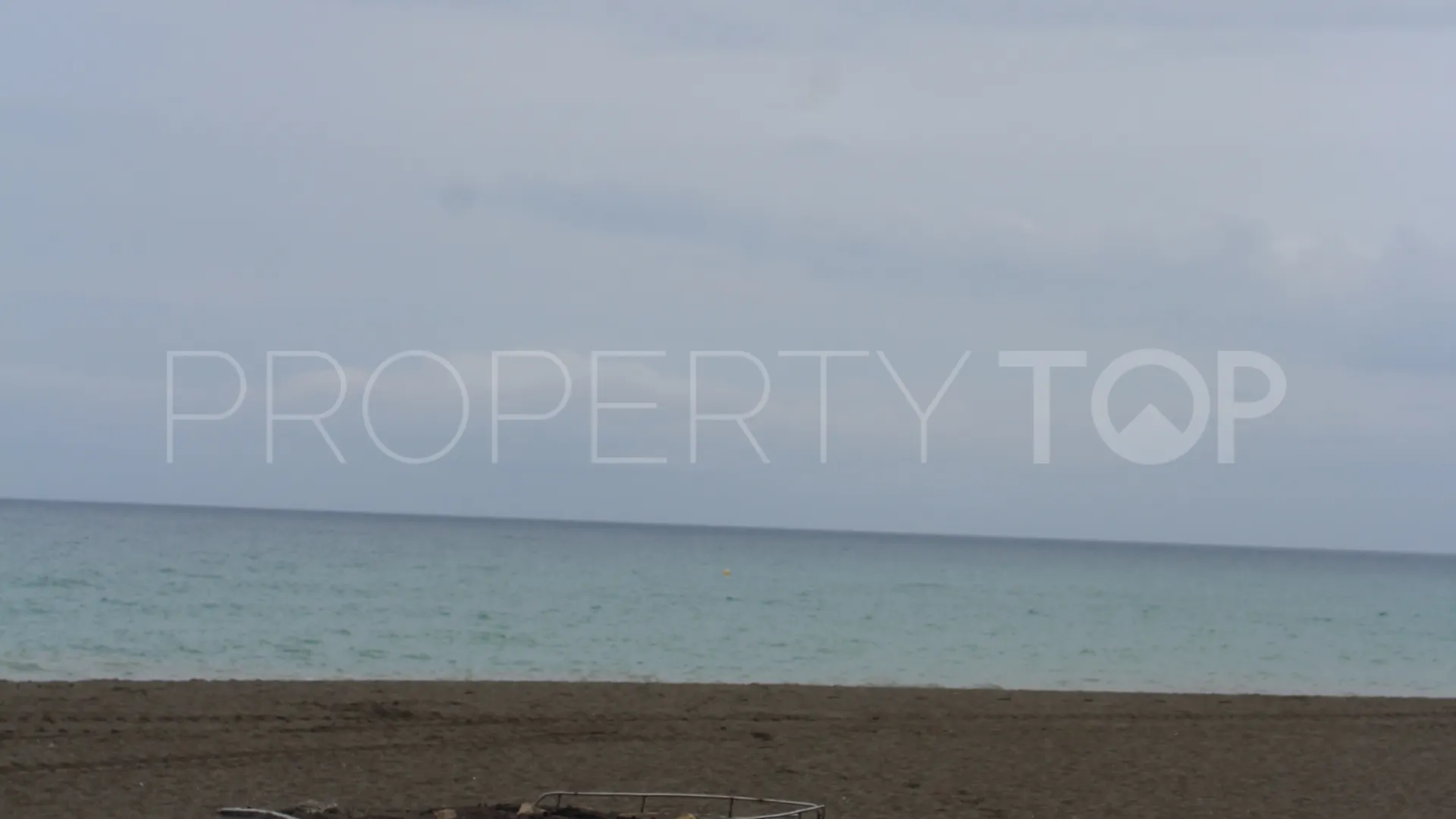 For sale ground floor apartment in La Duquesa