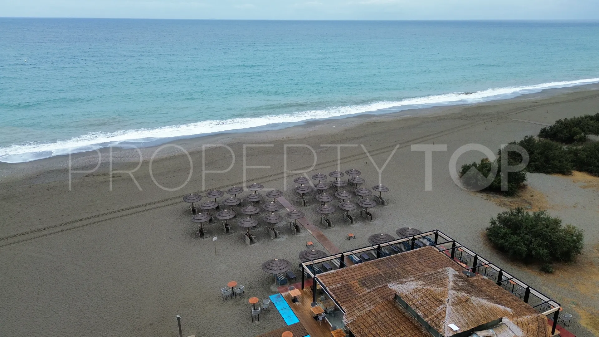 For sale ground floor apartment in La Duquesa