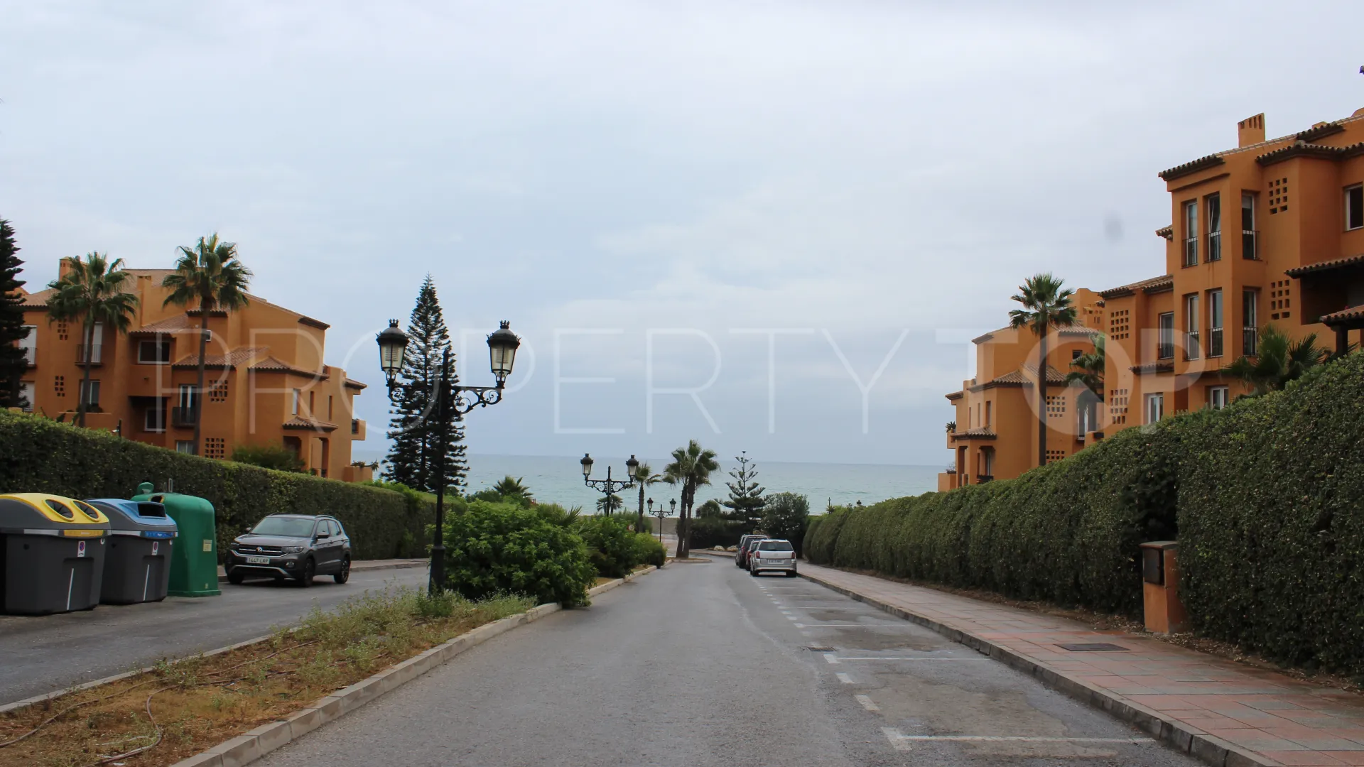 For sale ground floor apartment in La Duquesa