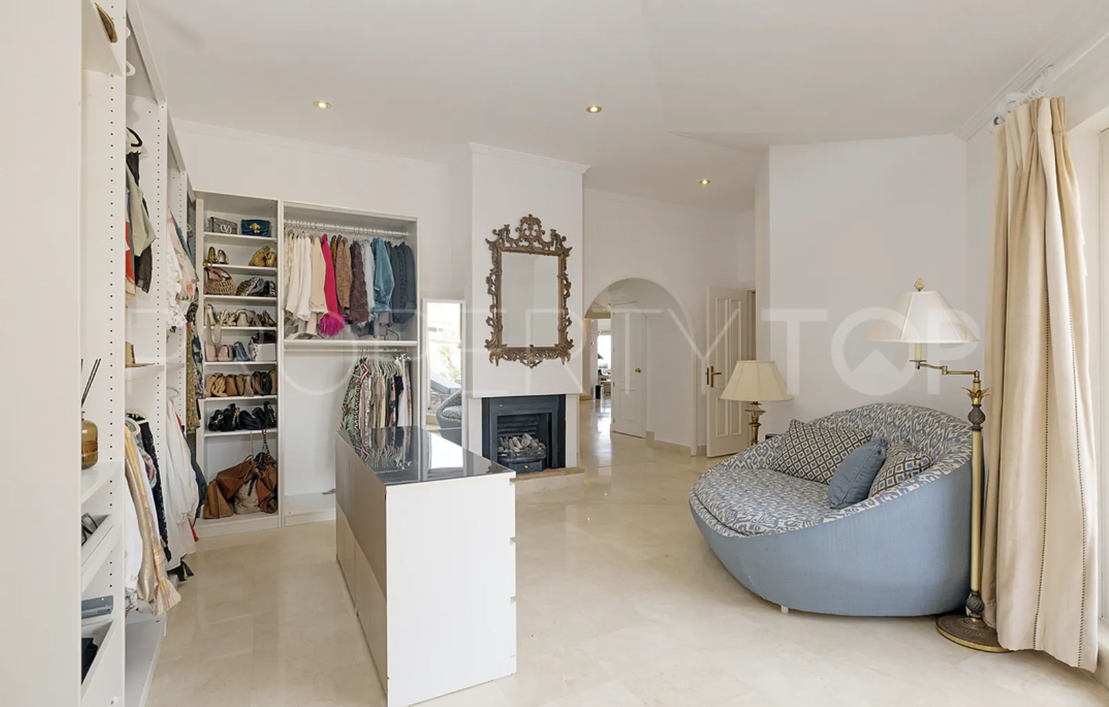 4 bedrooms penthouse for sale in Sotogrande Marina
