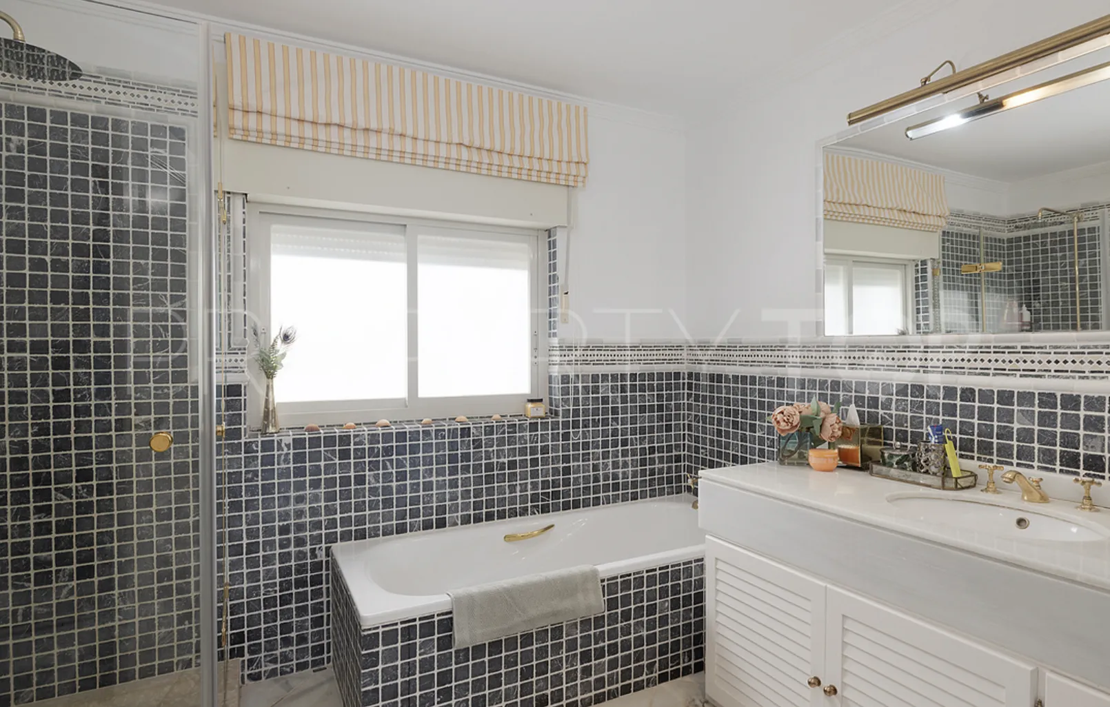 4 bedrooms penthouse for sale in Sotogrande Marina