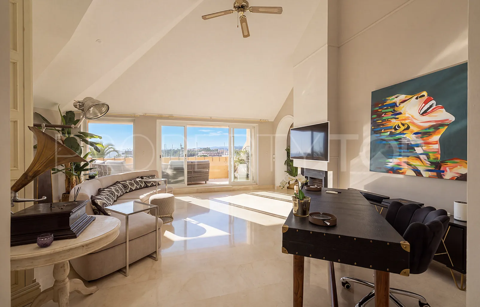 4 bedrooms penthouse for sale in Sotogrande Marina