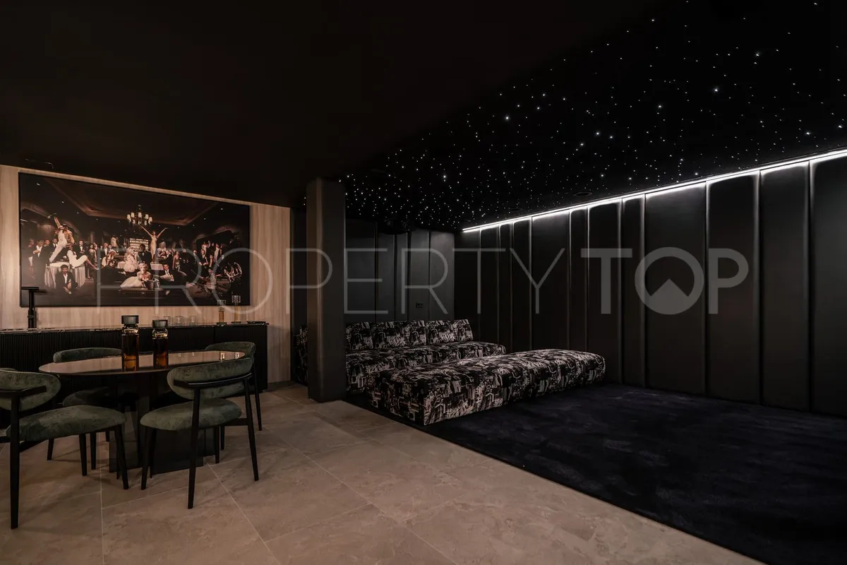 For sale La Reserva 6 bedrooms house