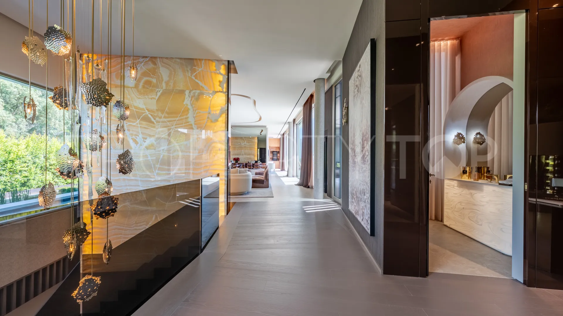 For sale La Reserva 6 bedrooms house