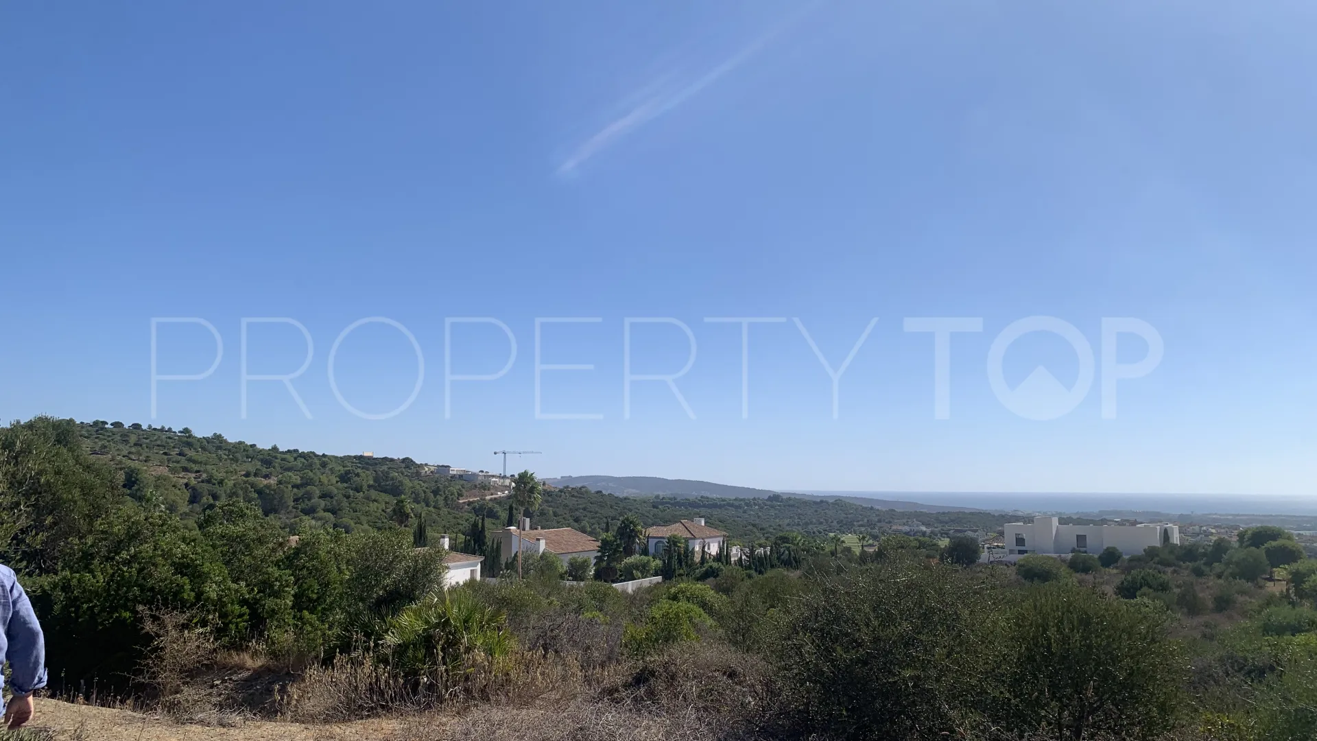 Plot for sale in Zona L