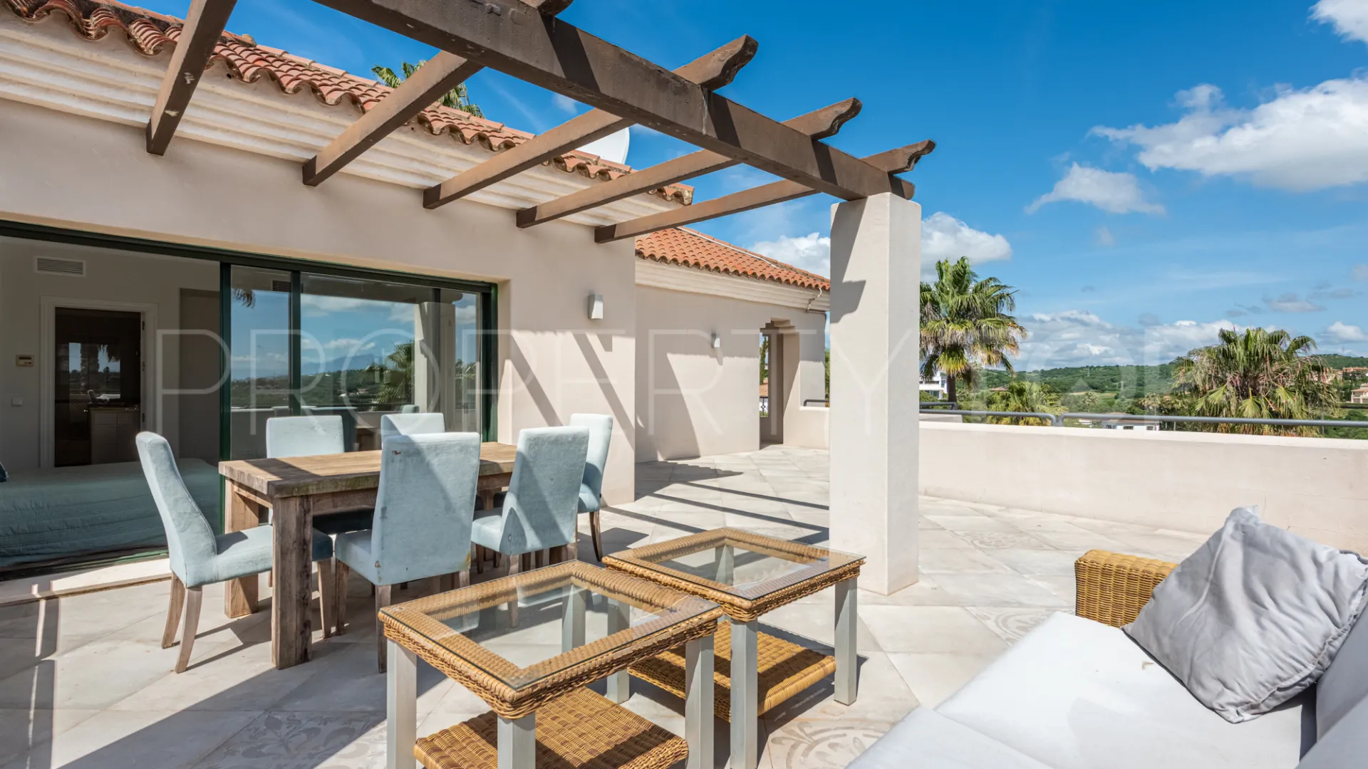 Villa with 4 bedrooms for sale in Zona F