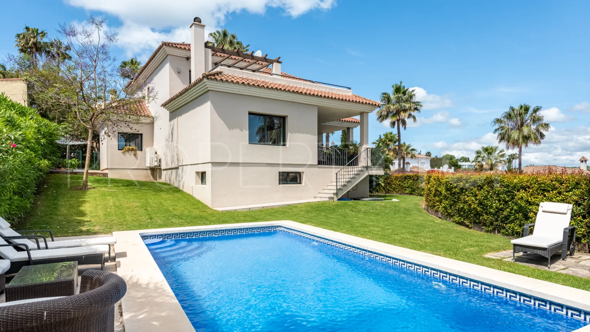 Villa with 4 bedrooms for sale in Zona F