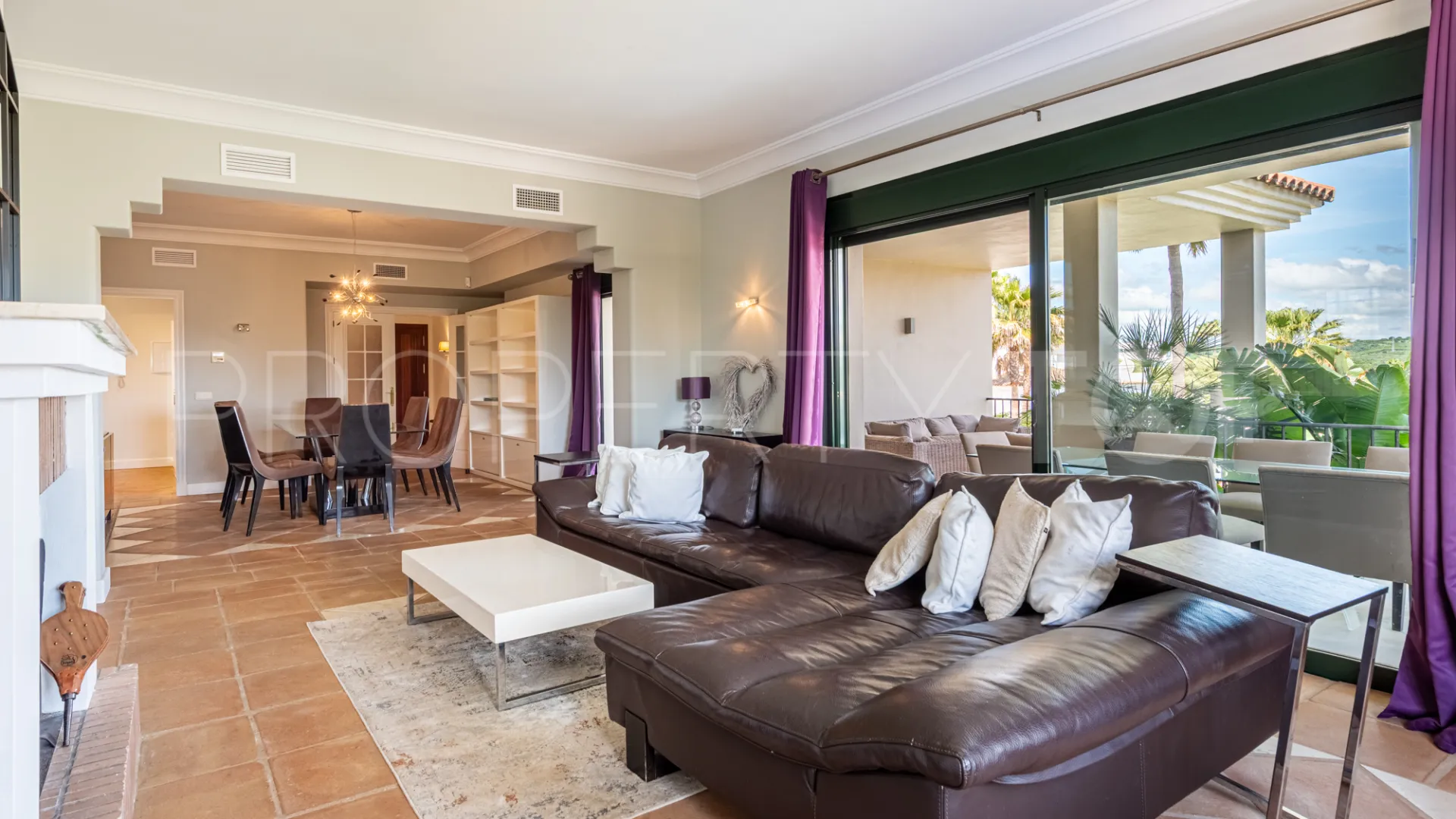 Villa with 4 bedrooms for sale in Zona F