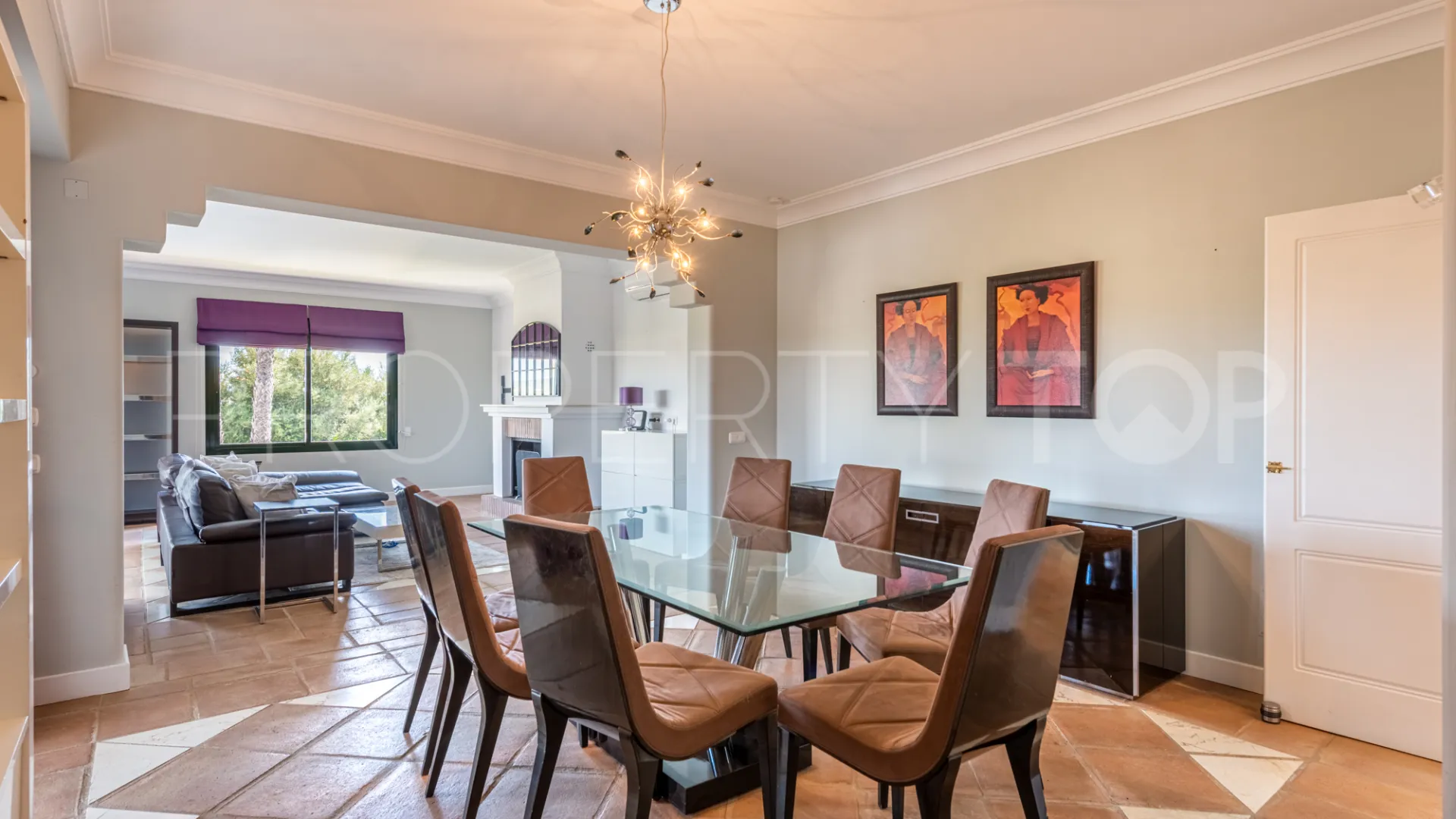 Villa with 4 bedrooms for sale in Zona F