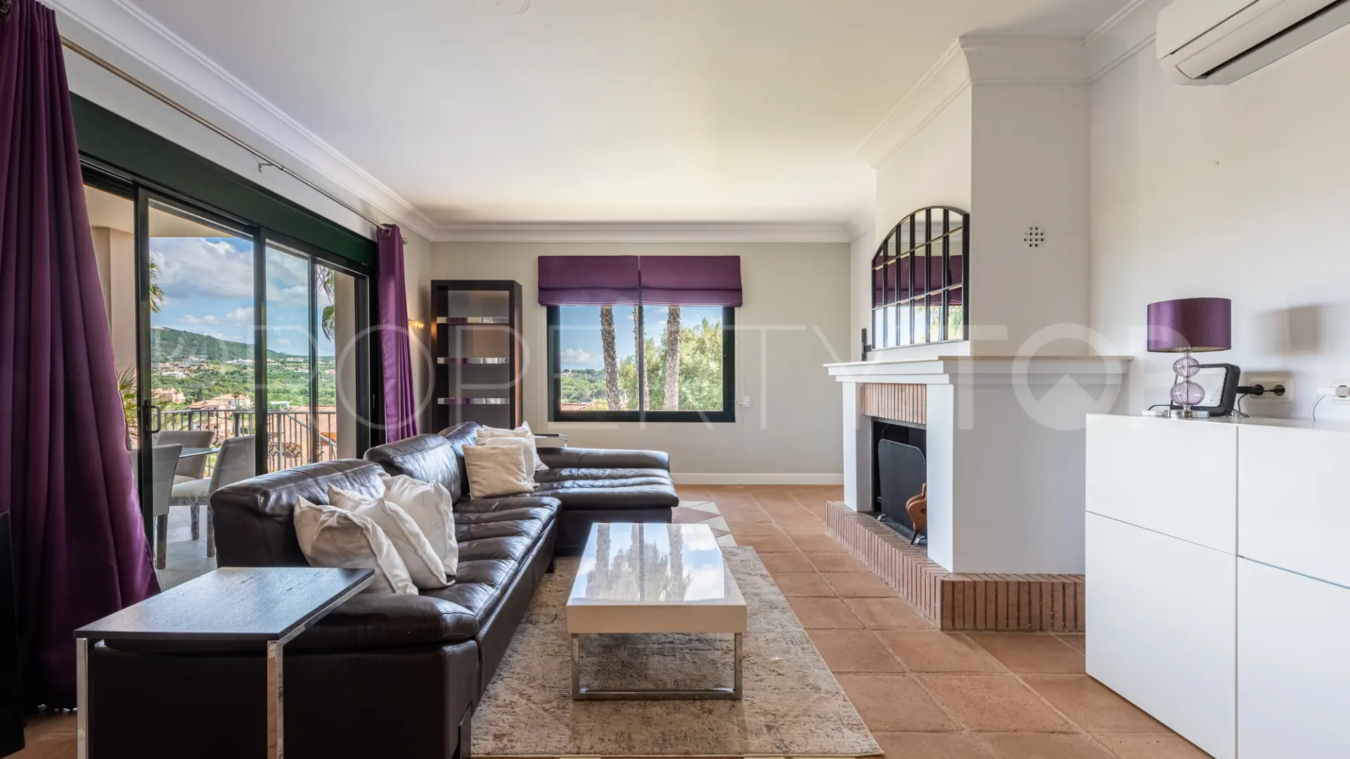 Villa with 4 bedrooms for sale in Zona F