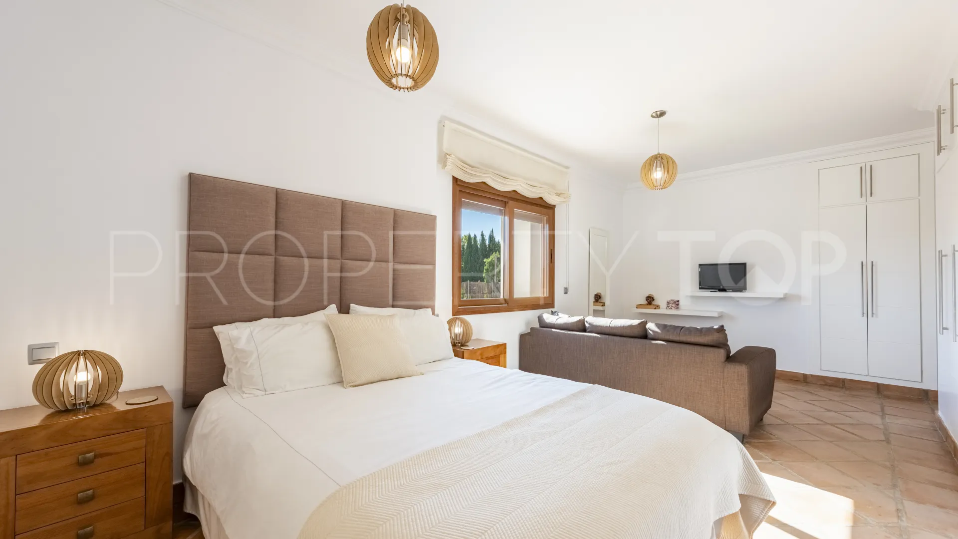 For sale villa in Zona B
