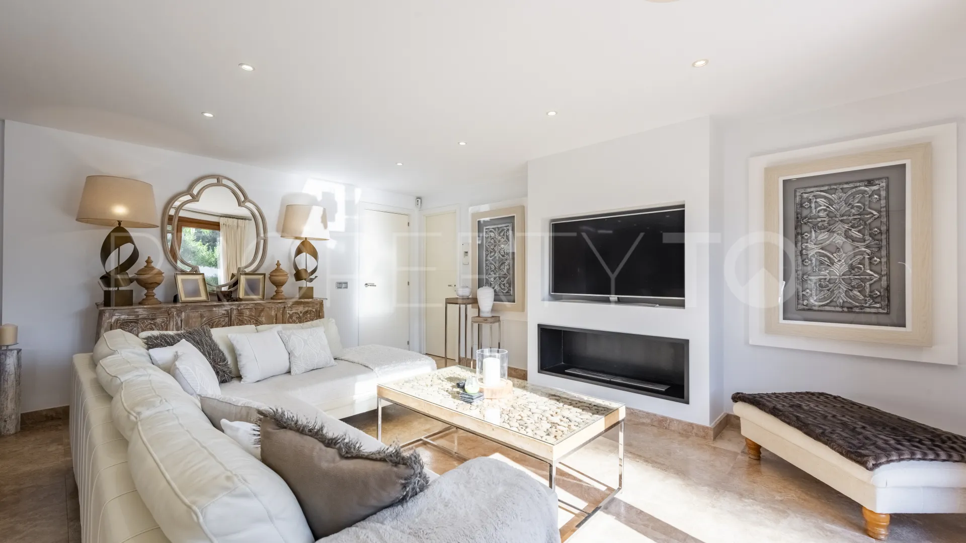 For sale villa in Zona B