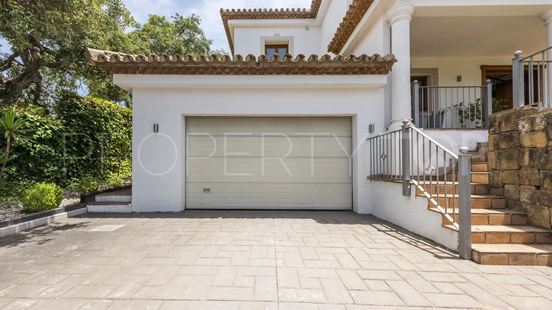 For sale villa in Zona B