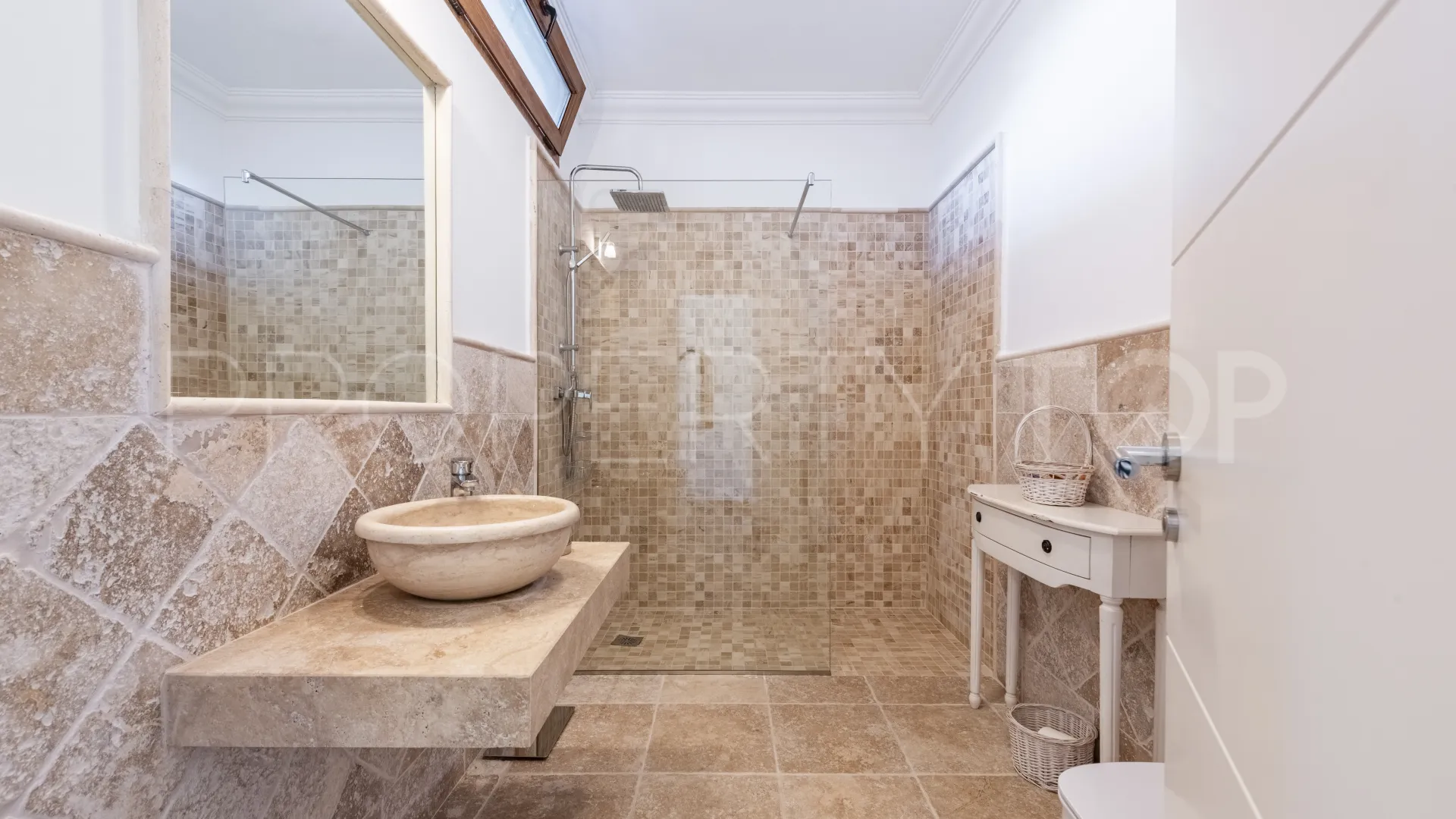 For sale villa in Zona B