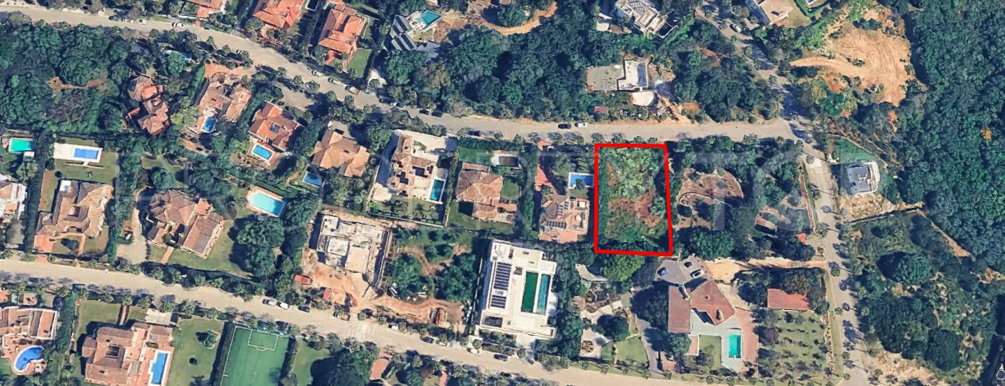 Zona F plot for sale