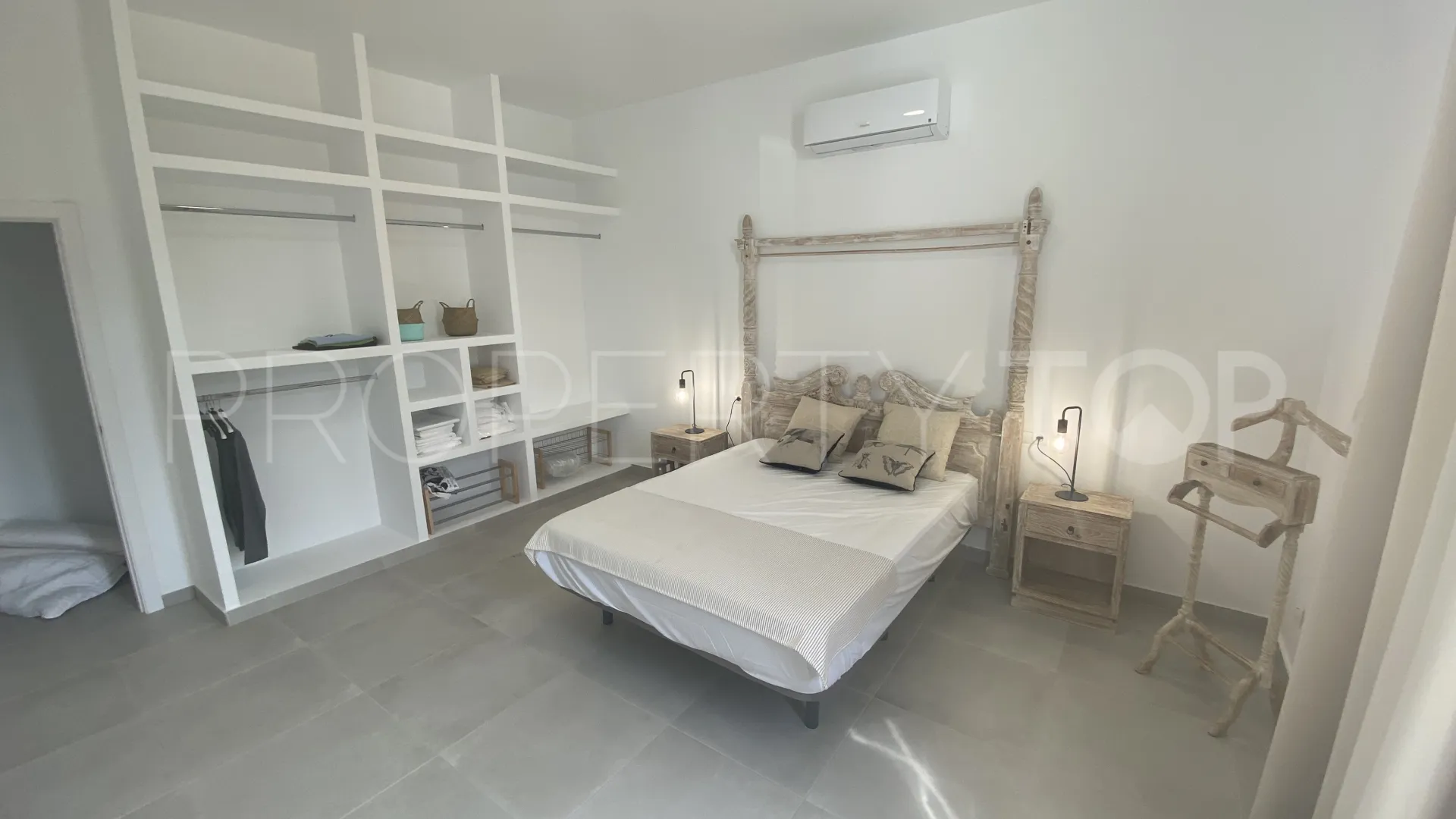 5 bedrooms chalet in Sotogrande Costa for sale