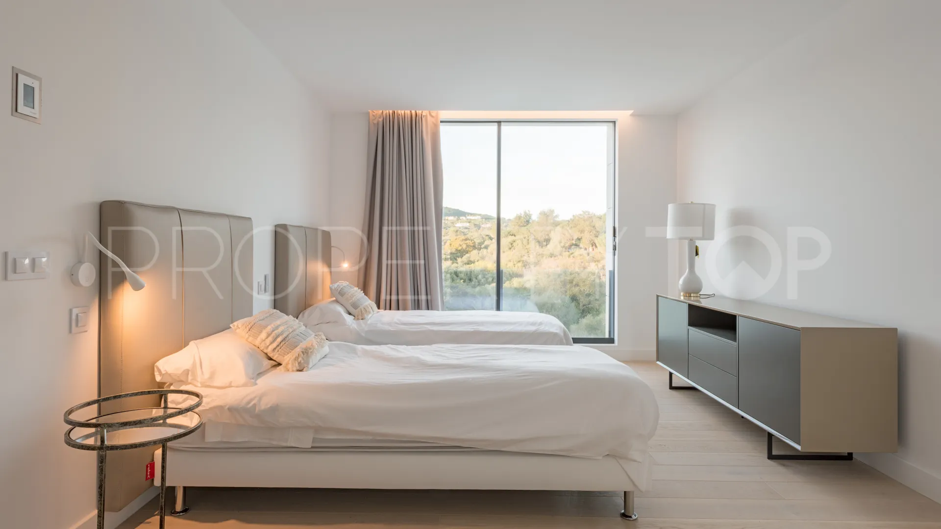 For sale villa in Sotogrande Alto