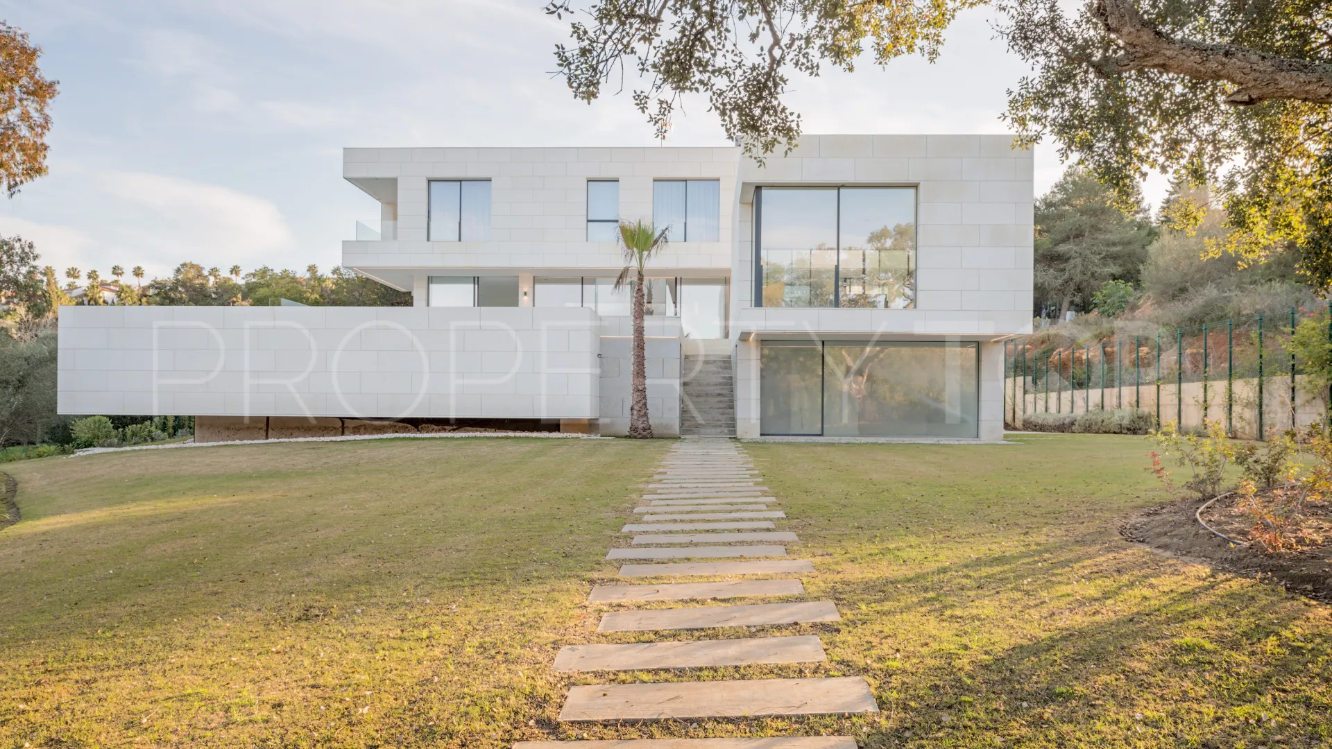 For sale villa in Sotogrande Alto