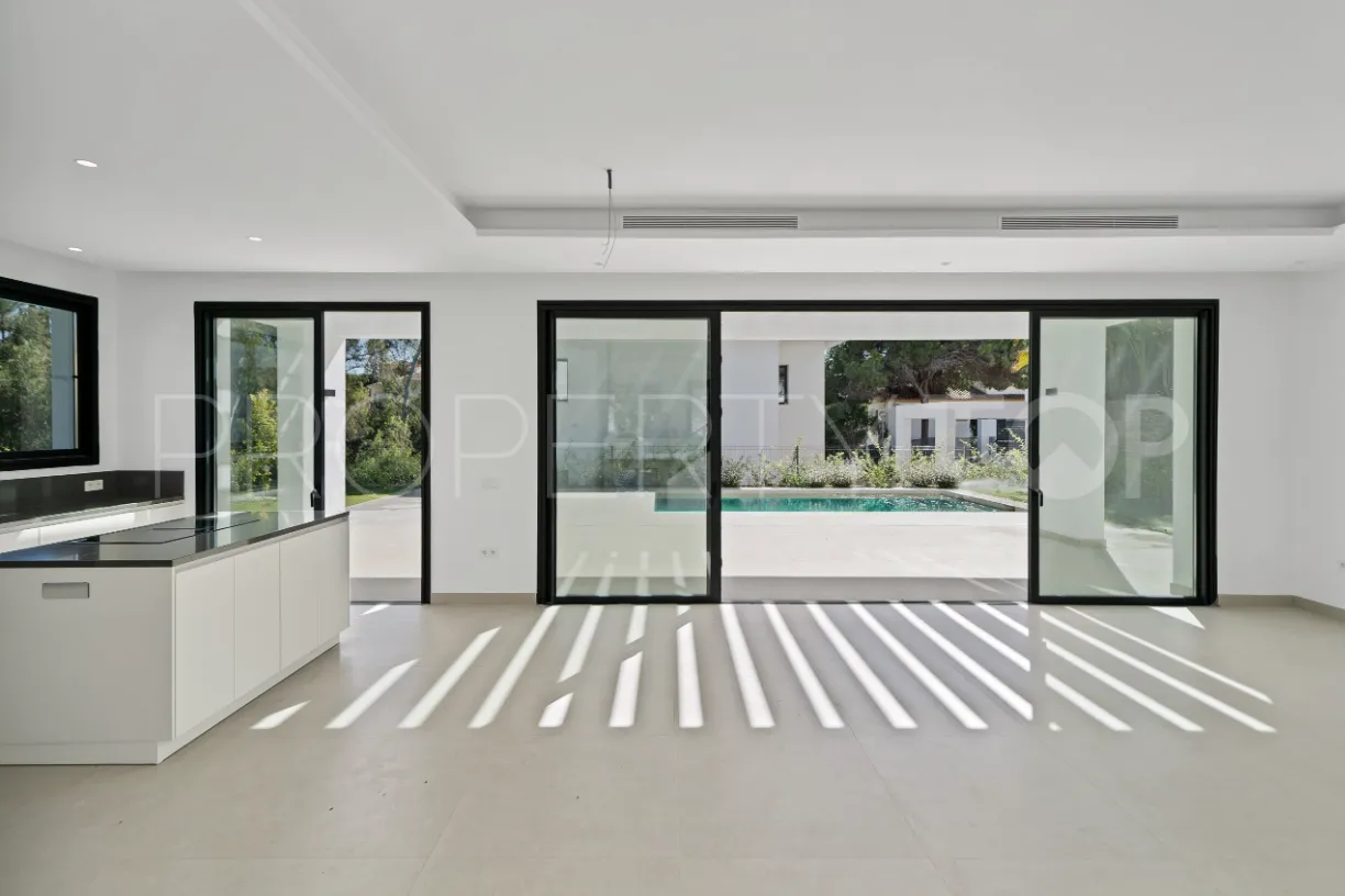 Calahonda, villa en venta