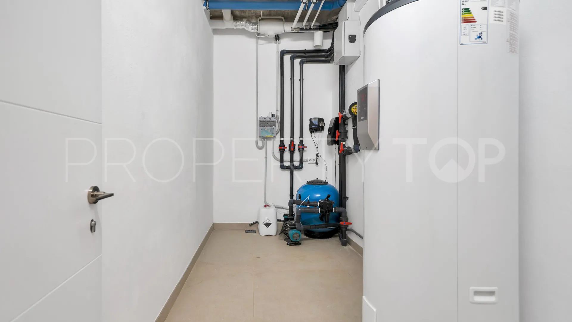 Calahonda, villa en venta