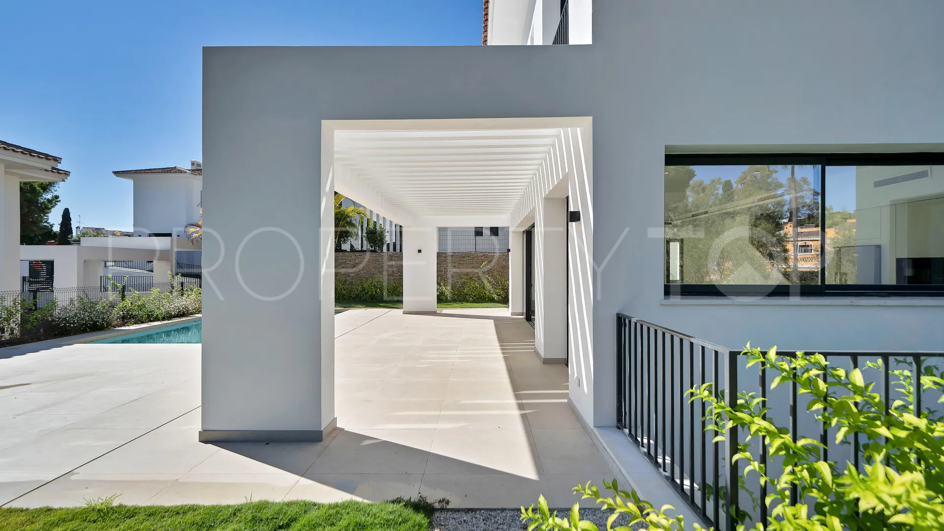 Calahonda, villa en venta