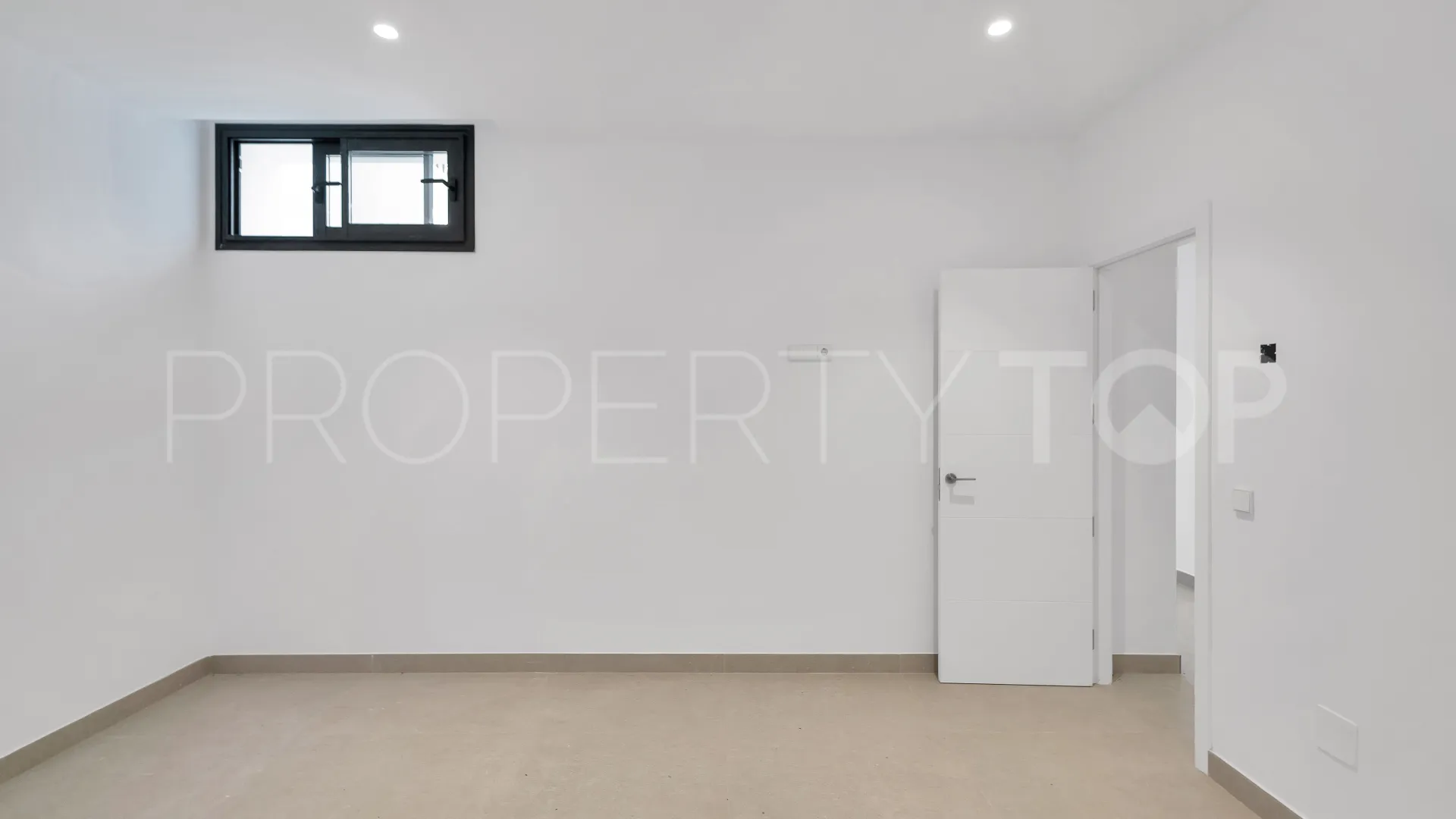 Calahonda, villa en venta