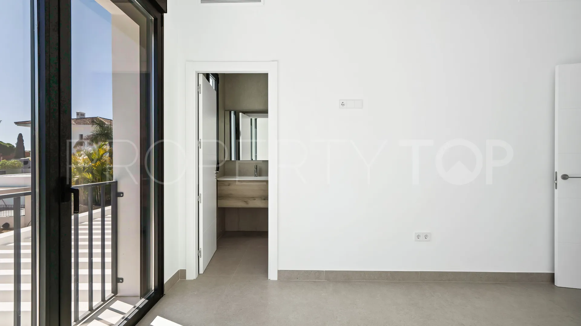 Calahonda, villa en venta