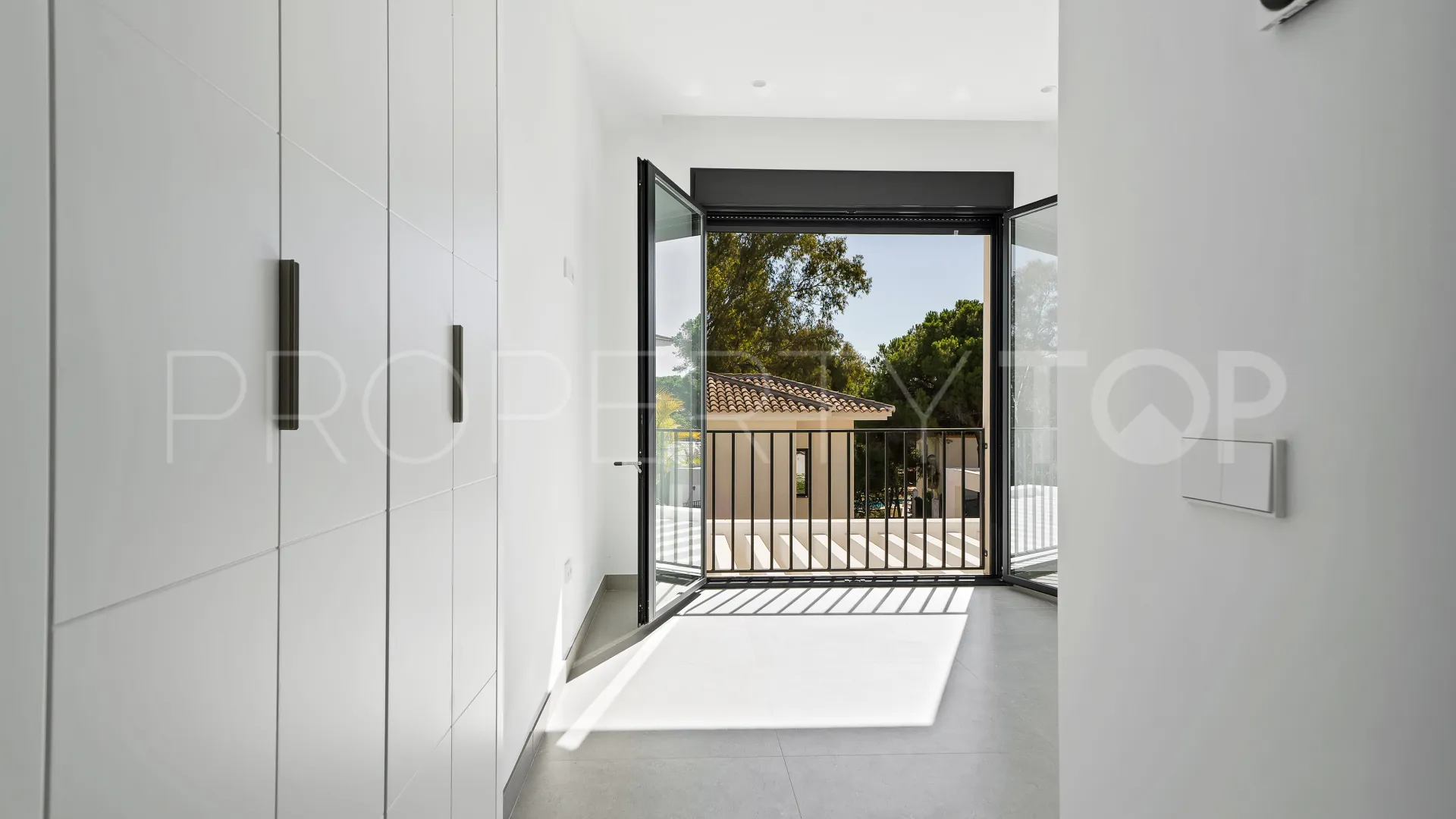 Calahonda, villa en venta