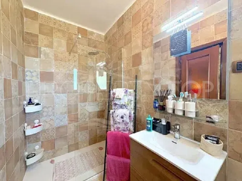 House with 2 bedrooms for sale in Los Claveles