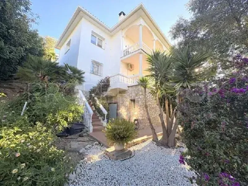 House with 2 bedrooms for sale in Los Claveles