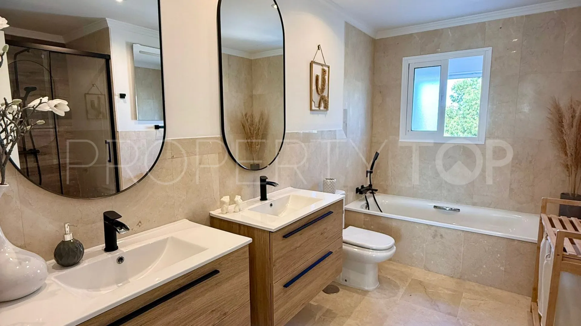 3 bedrooms Riviera del Sol chalet for sale