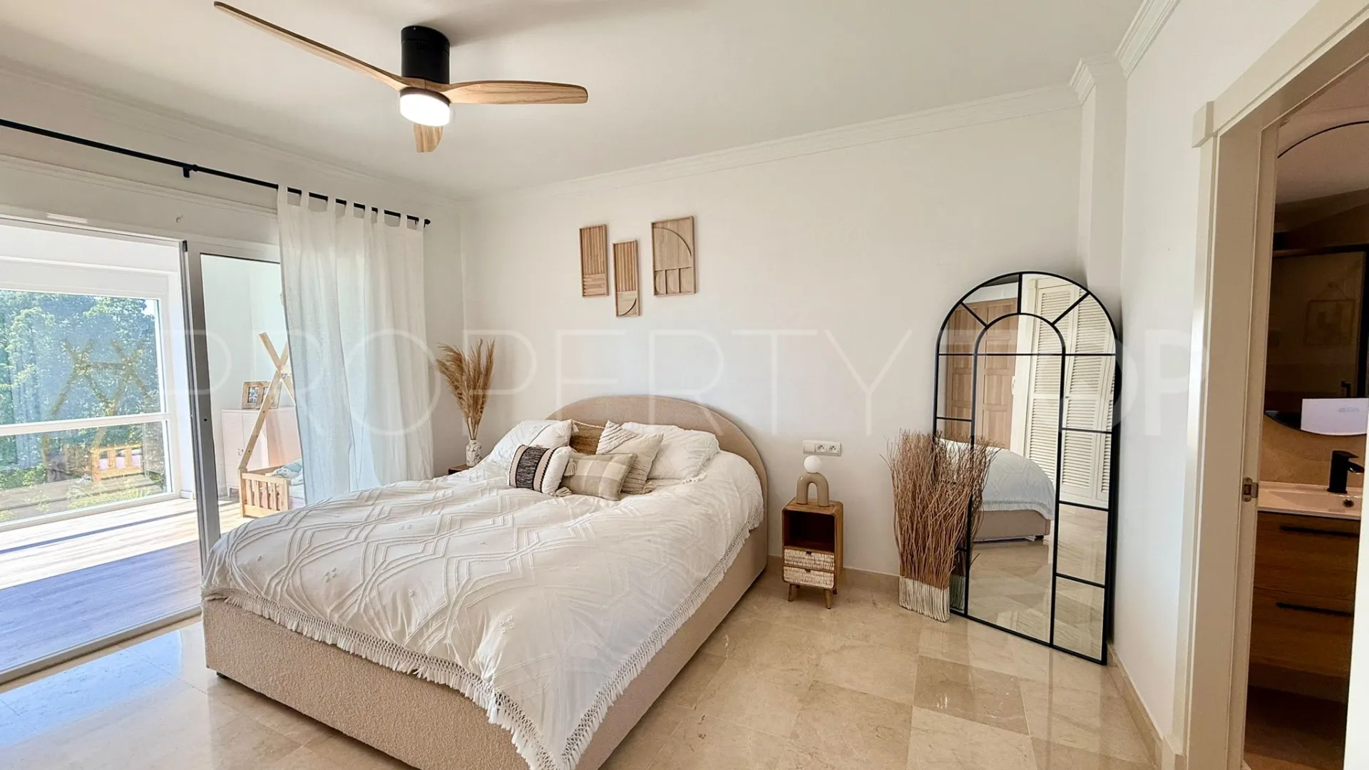 3 bedrooms Riviera del Sol chalet for sale