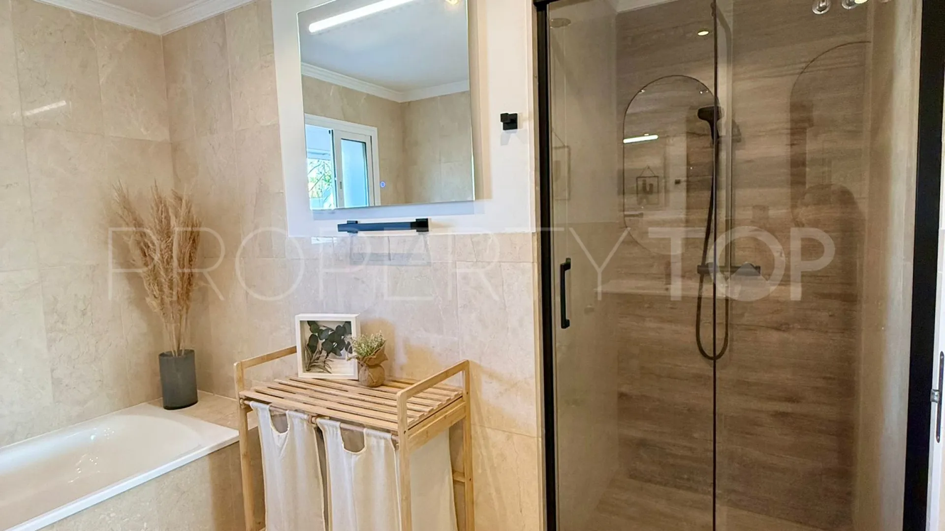 3 bedrooms Riviera del Sol chalet for sale