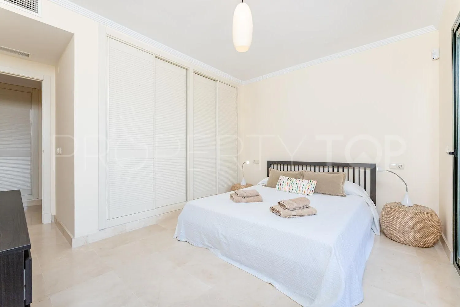 1 bedroom Atalaya de Rio Verde ground floor apartment for sale