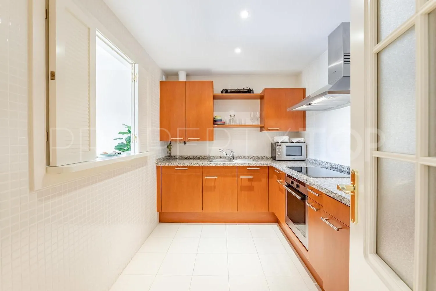 1 bedroom Atalaya de Rio Verde ground floor apartment for sale