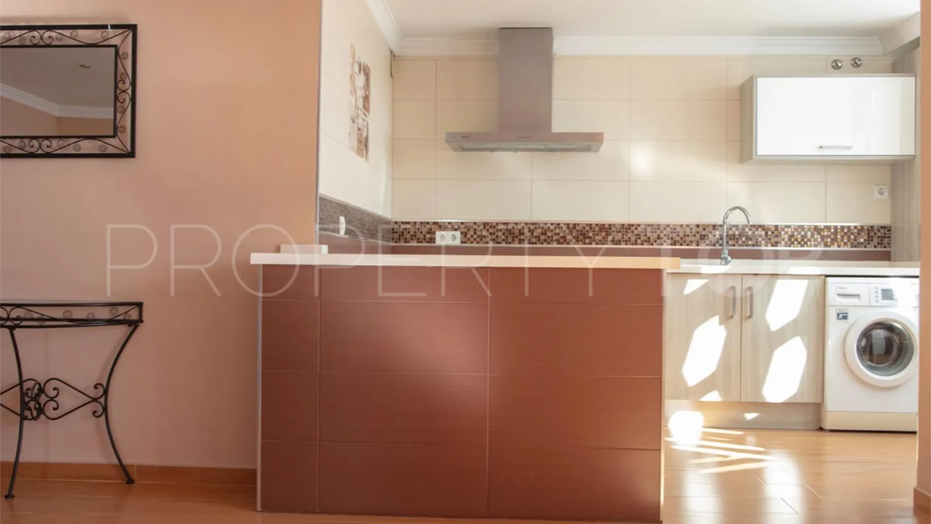 Se vende piso en San Pedro de Alcantara con 4 dormitorios