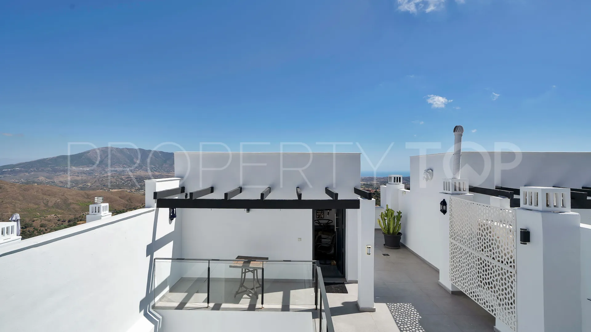 La Mairena semi detached house for sale