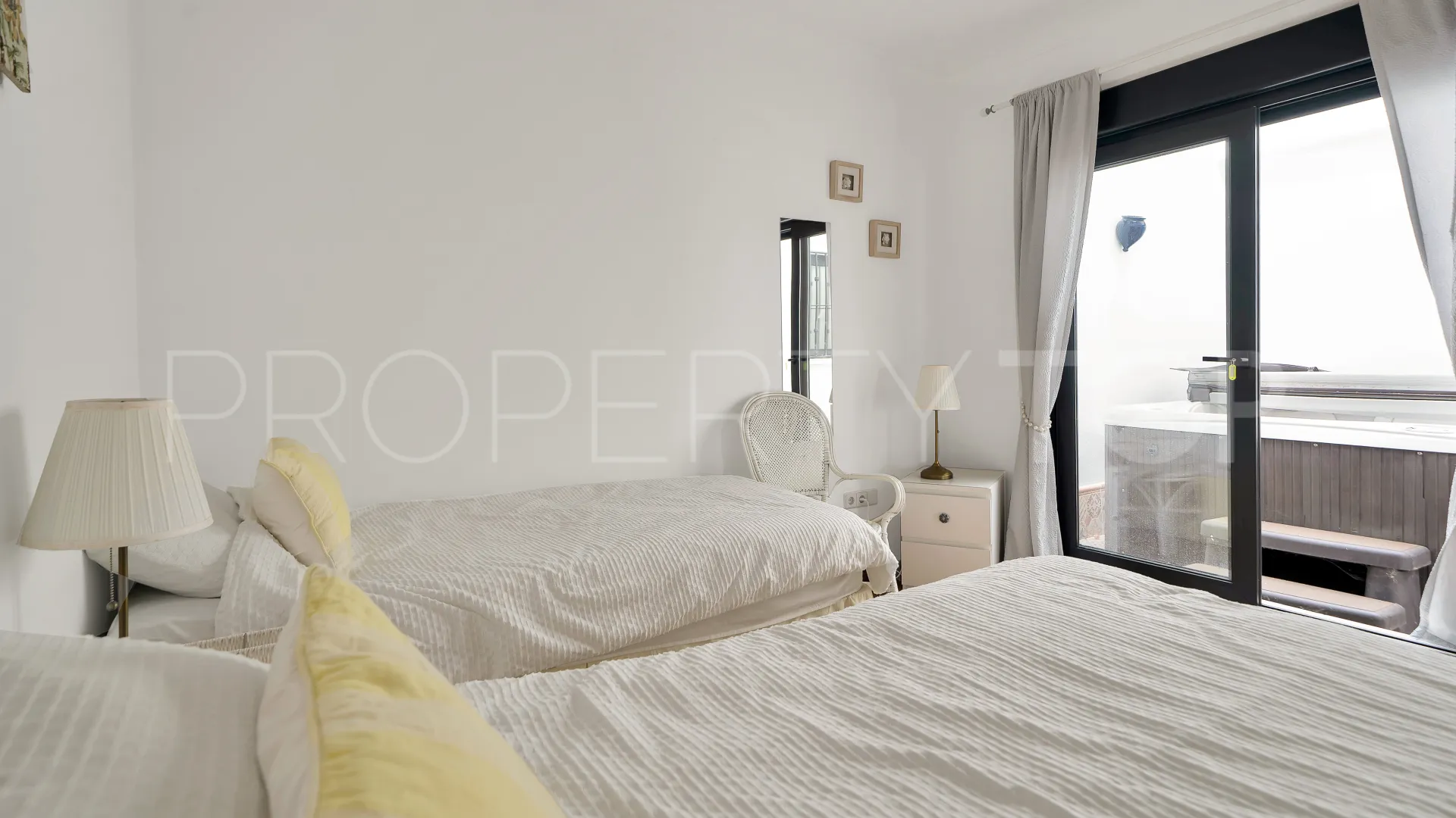 La Mairena semi detached house for sale