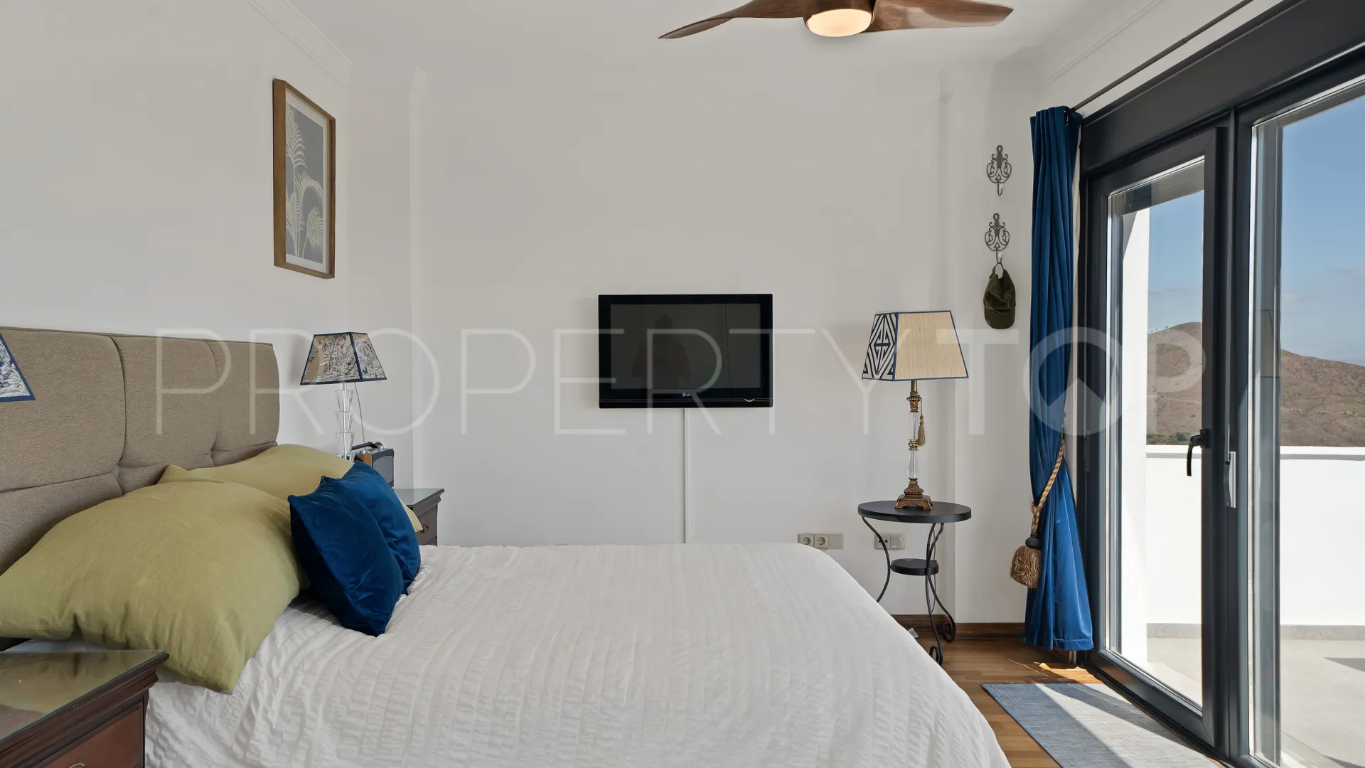 La Mairena semi detached house for sale