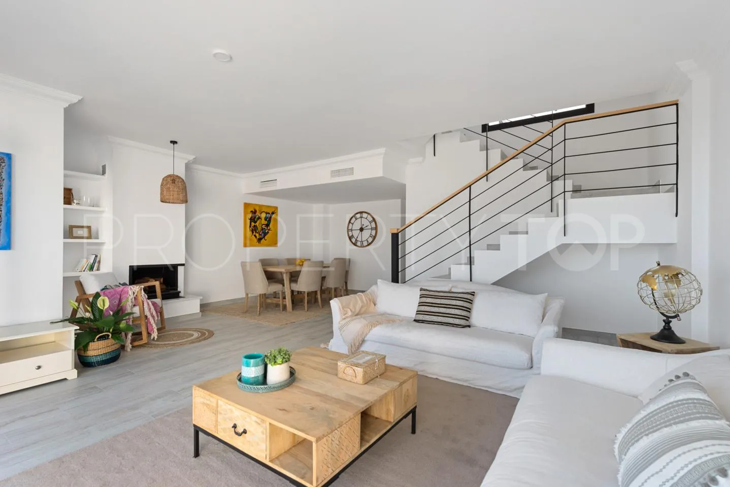 For sale town house in La Mairena