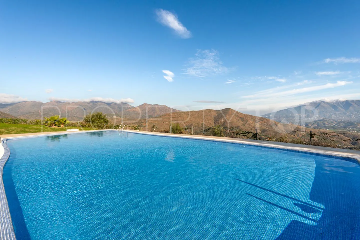 For sale town house in La Mairena