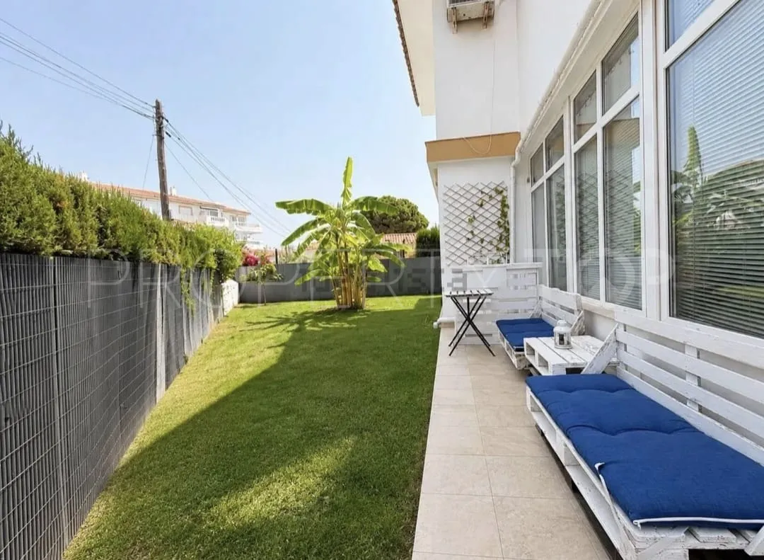 For sale ground floor apartment in El Faro de Calaburras