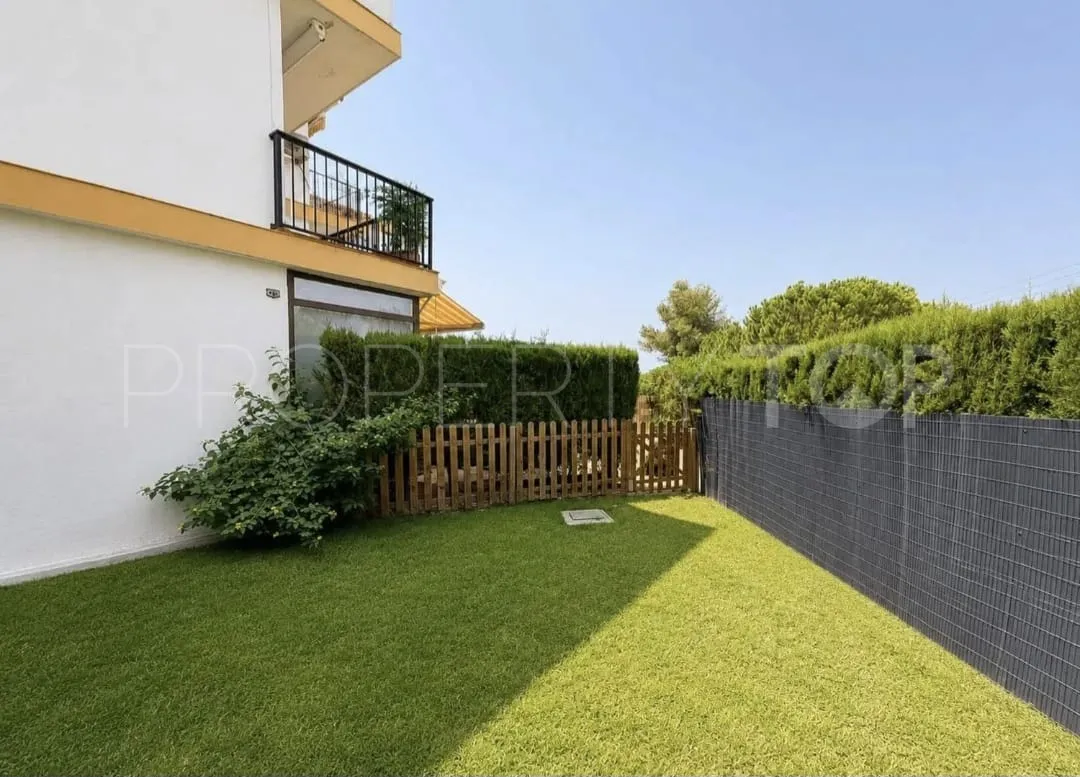 For sale ground floor apartment in El Faro de Calaburras