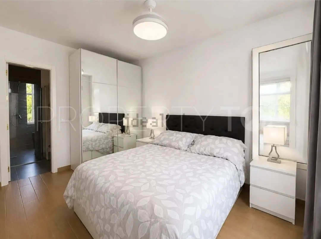 For sale ground floor apartment in El Faro de Calaburras