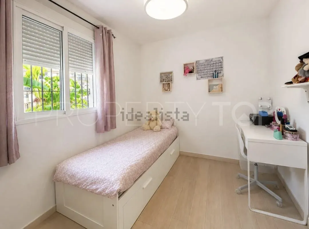 For sale ground floor apartment in El Faro de Calaburras